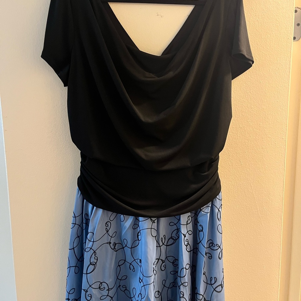 Elegant Black and Blue Women's Dress